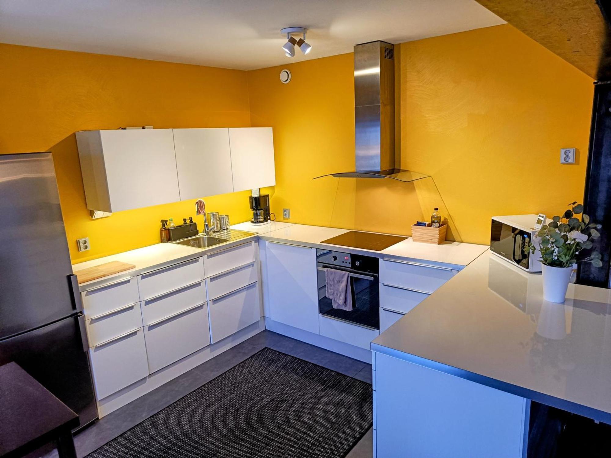 Big 88M2 Apartment In The Center โรวานิเอมิ ภายนอก รูปภาพ