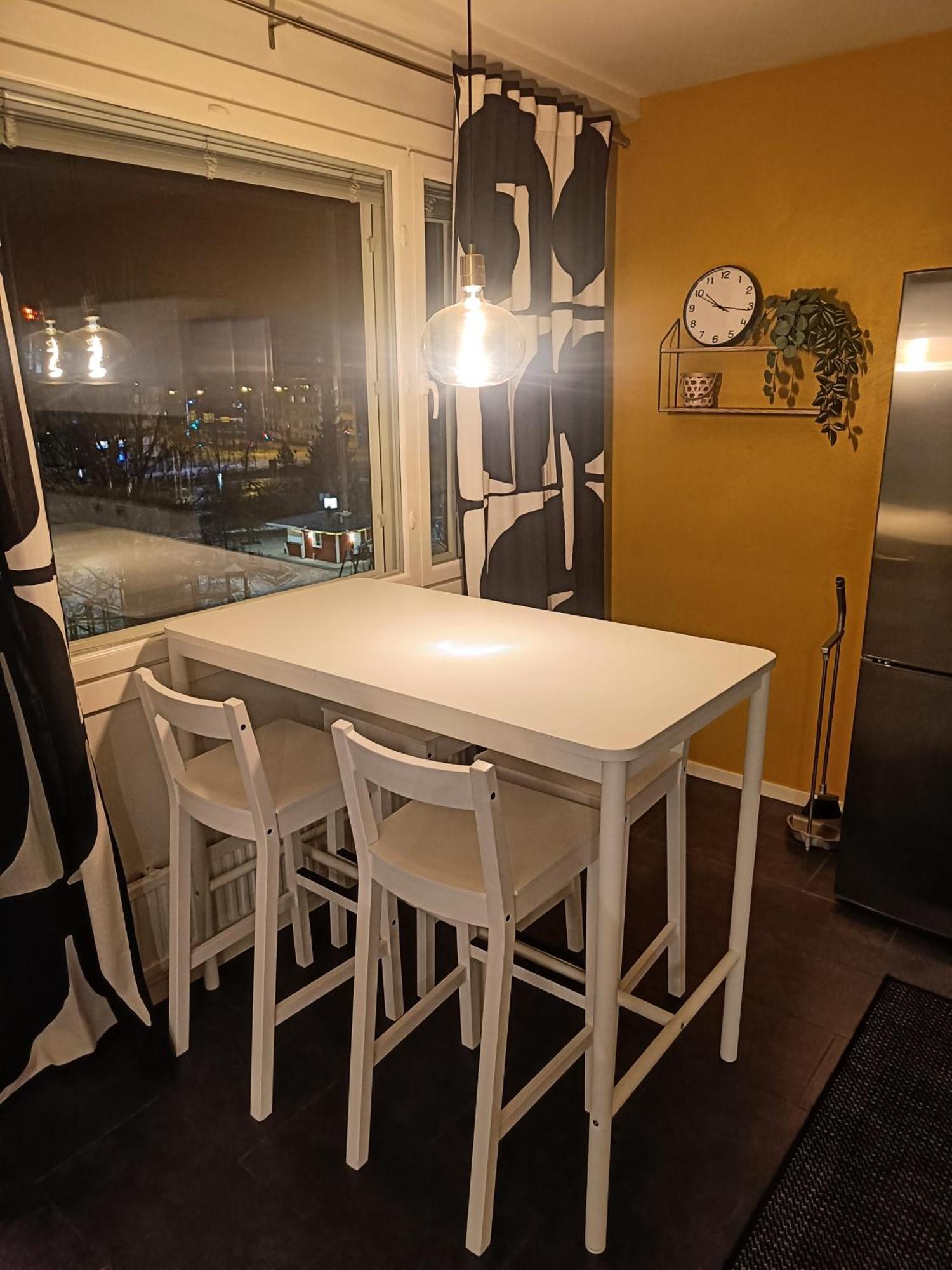 Big 88M2 Apartment In The Center โรวานิเอมิ ภายนอก รูปภาพ