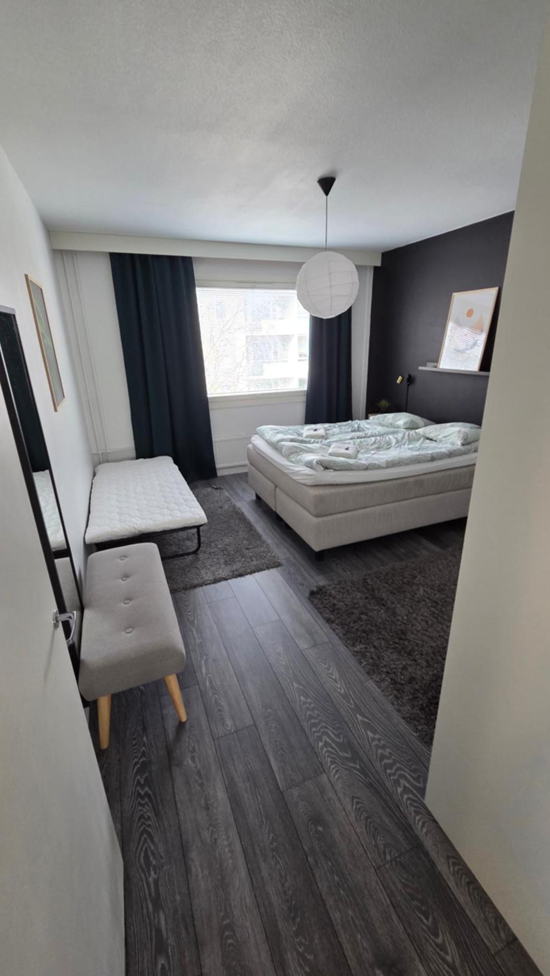 Big 88M2 Apartment In The Center โรวานิเอมิ ภายนอก รูปภาพ